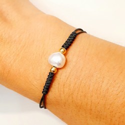 PULSERA MACRAME DE PLATA DORADA CON PERLA